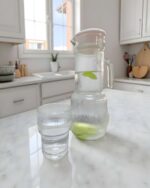 JARRA DE VIDRIO 1.2 LITROS CON TAPA + 4 VASOS - Imagen 2